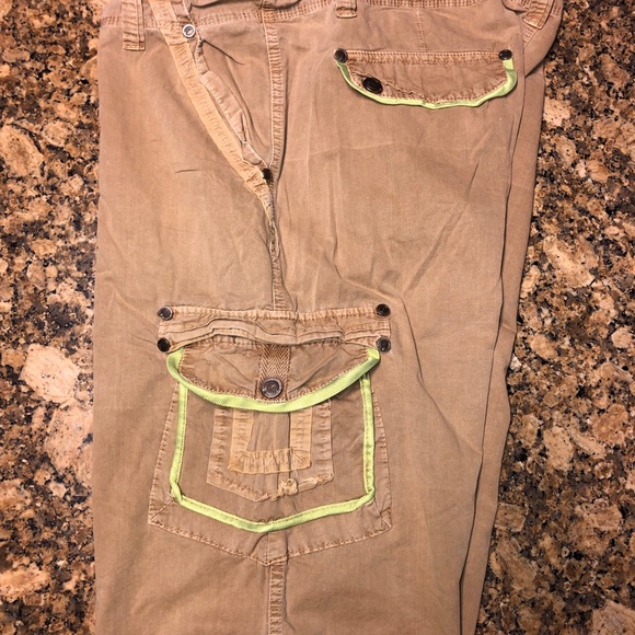 Respect our Kingdom shorts - Picture 8 of 8